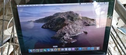 Apple MacBook Pro 13inch 128 ROM 8 GB ram window plus os downloaded