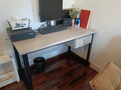 computer table standard size 4ft by 2ft
