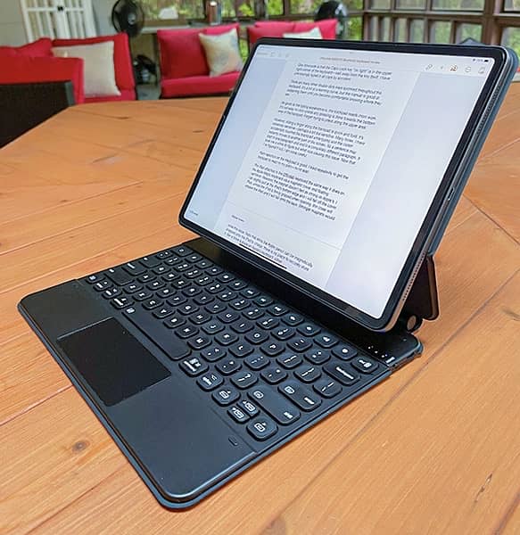 Magic Keyboard for 12.9-inch iPad Pro (6/5/4/3rd Gen - Black 3