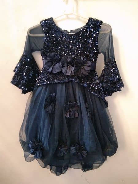 Girls party frock 6-8 years child 1