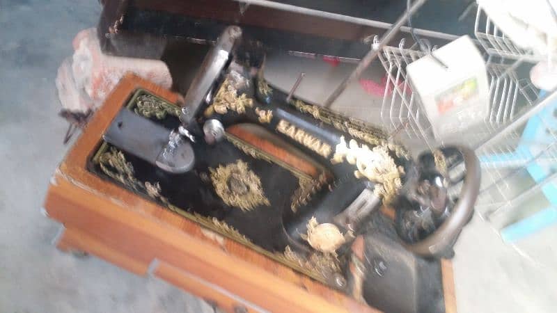 sarwar sewing machine from okara 2
