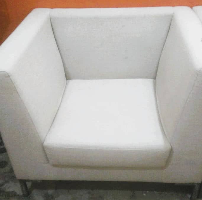 06 Seater Gray Classic Sofa Set 0