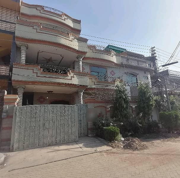 Get This Amazing 10 Marla House Available In Marghzar Officers Colony 1