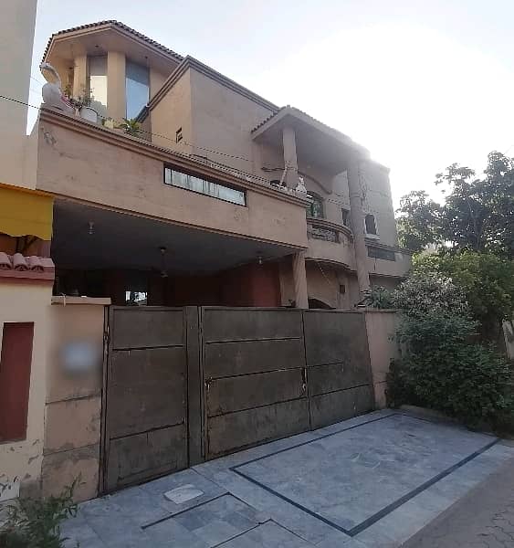 Stunning House Is Available For sale In Marghzar Officers Colony 2