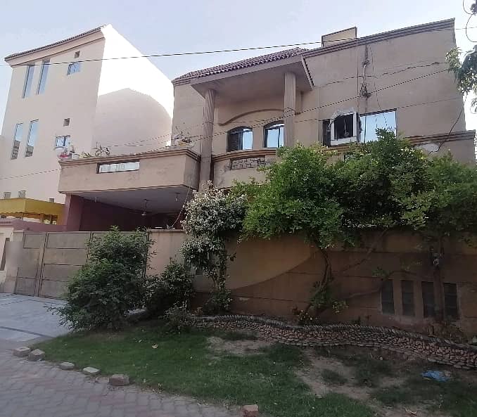 Stunning House Is Available For sale In Marghzar Officers Colony 3