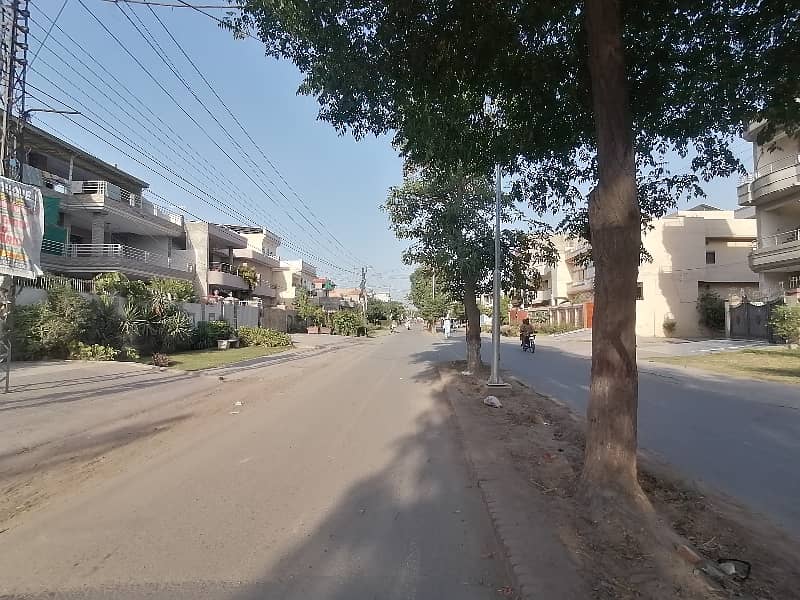 House For sale In Marghzar Officers Colony 4