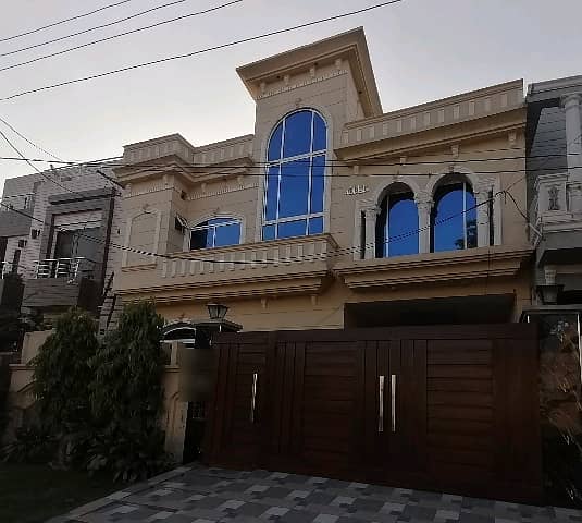 House In Marghzar Officers Colony For sale 1