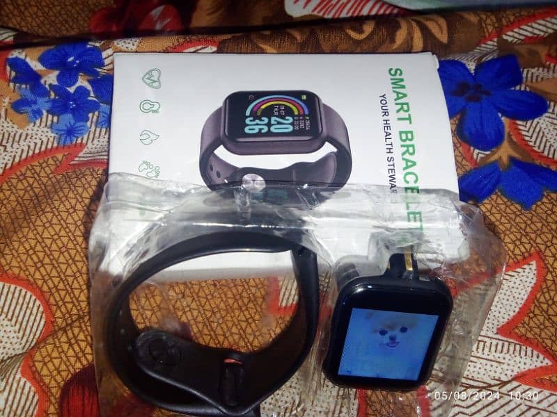 smart watch D13 in very low price 1