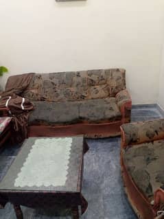 sofa set for sale in a good condition