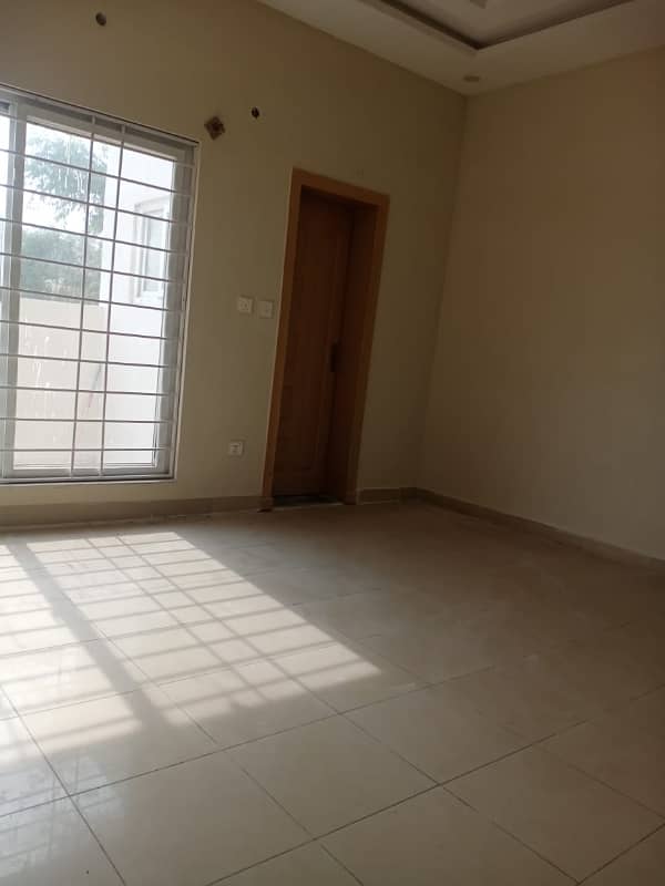 Bahria Town Phase 8 Rawalpindi 10 Marla House For Rent 5