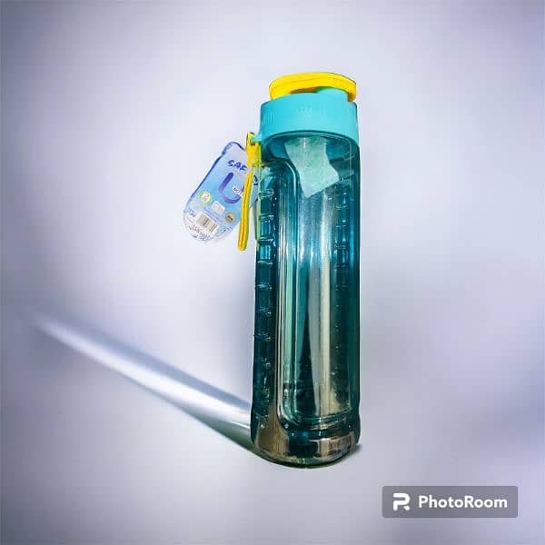 plastic water bottle 750ml 2