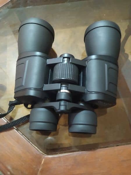 Travel binocular 1