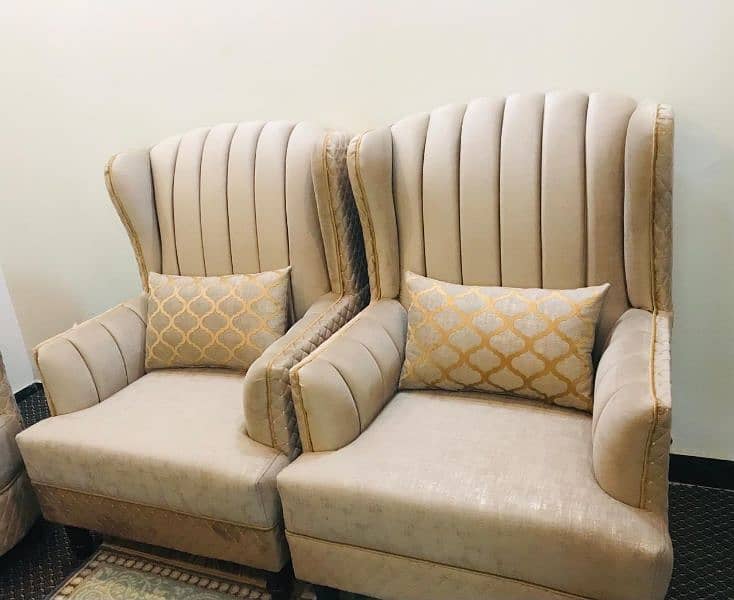 5 seater sofa set for urgent sale 2