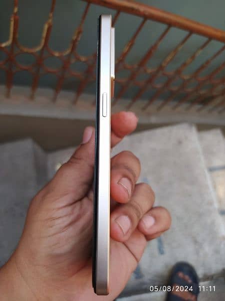 OPPO F21 For sale . 6