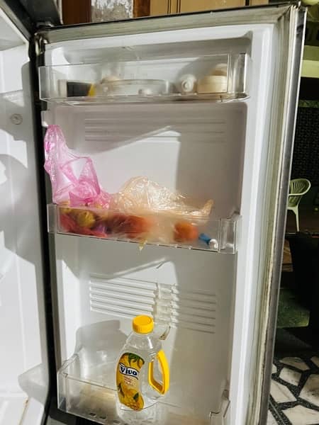 PEL Full size Fridge Perfect working - Full chilling - 8/10 condition 4