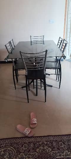 6 seater dining table in a good condition .