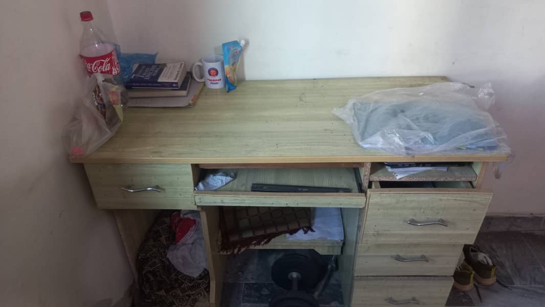 Study Table for Sale 0