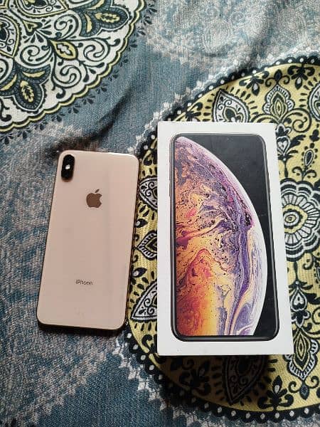 iphone xs max gold 0