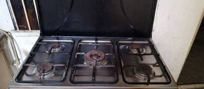 5 burner cooking rang in good condition
