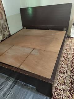 Double Bed with 1 side table