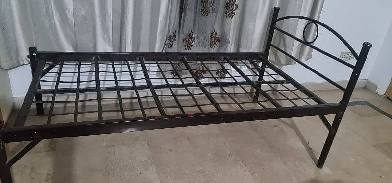 single iron bed without mattress 1