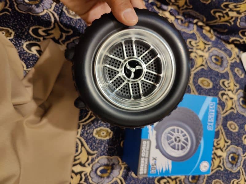 Bluetooth speaker S-501 Disco Series Tire Shape 0
