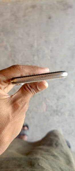 iphone x pta aproved glith hy 4