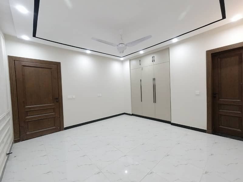 Get Your Hands On On Excellent Location House In Islamabad Best Area 7