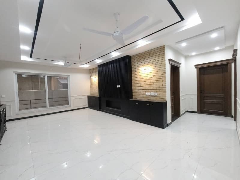 Get Your Hands On On Excellent Location House In Islamabad Best Area 10