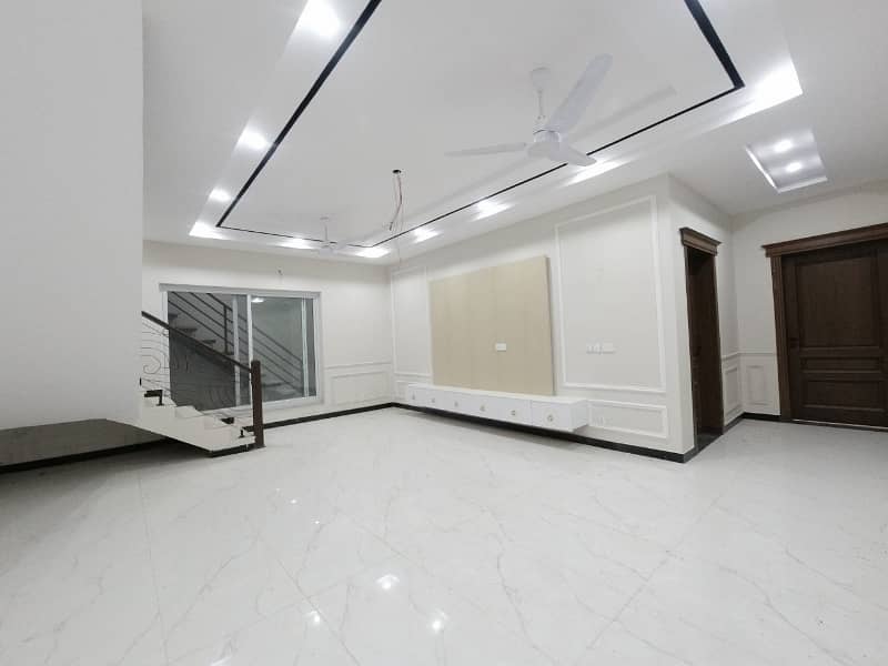 Get Your Hands On On Excellent Location House In Islamabad Best Area 19