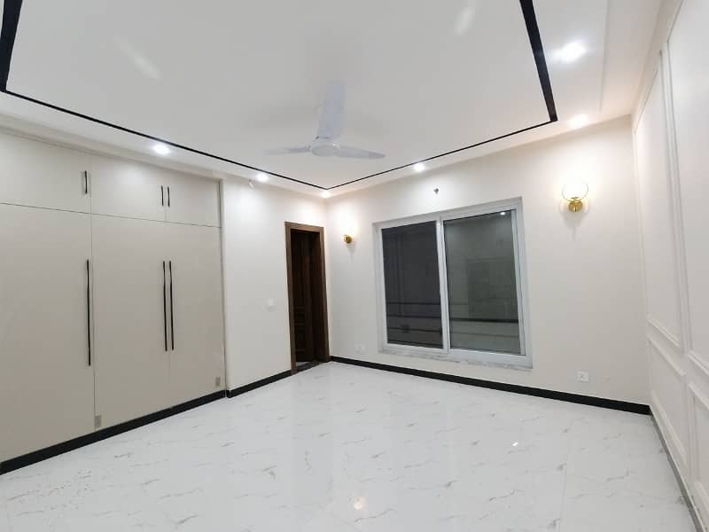 Get Your Hands On On Excellent Location House In Islamabad Best Area 47