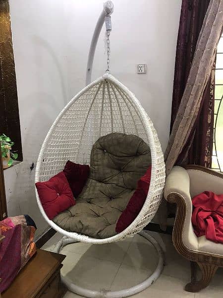 Hanging Chair with Free Cushions Set 1