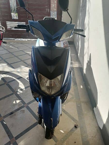 Electric scooty perfect working almost new batteries 0