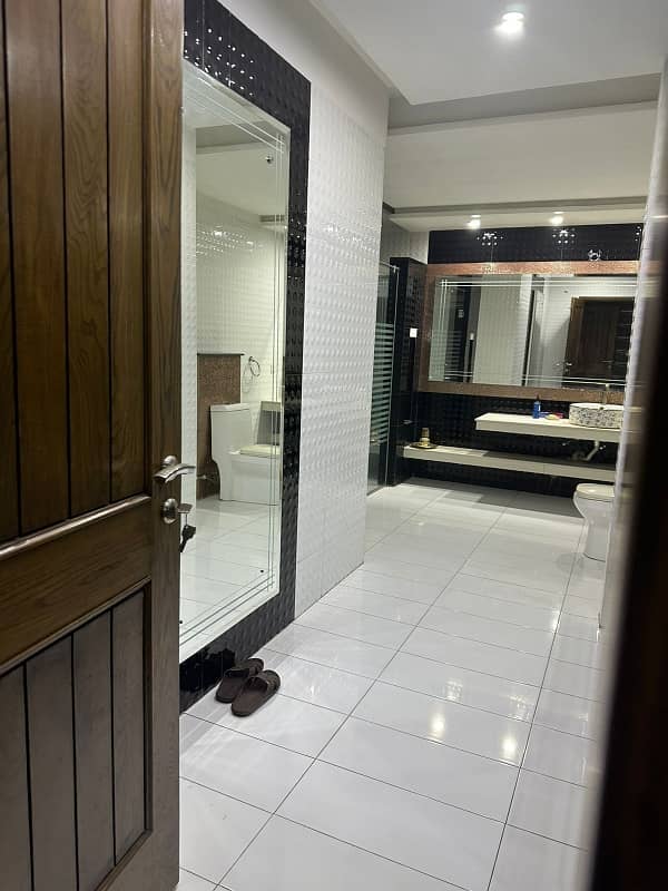 DHA Lahore Phase 5 L Block Kanal Full Basement Full Furnished House For Sale 14