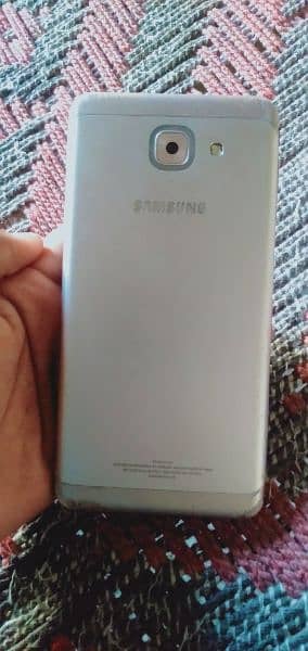 Samsung j7max ha no box no charger Agha wala batan Kam nhi Karta Baki 3