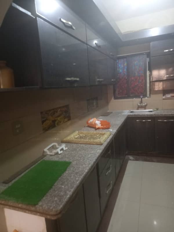 Prime Location Flat For Sale Situated In Gulshan-E-Iqbal Block 13-D2 7