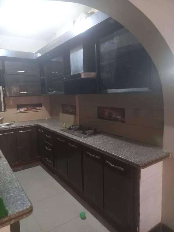 Prime Location Flat For Sale Situated In Gulshan-E-Iqbal Block 13-D2 21