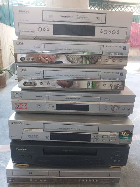 LG panasonic sony vcr ok and good condition full working 14