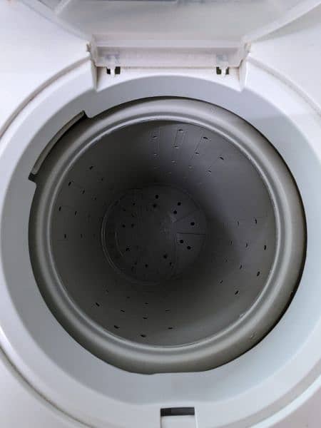 Haier Washing Machine HWM-100BS 6