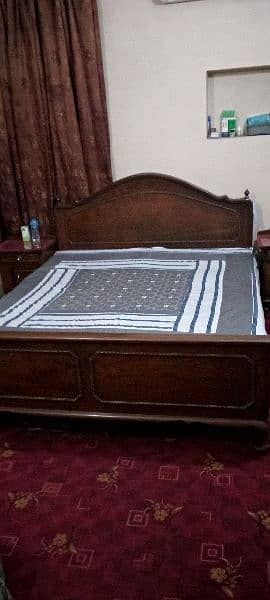 wooden Bed 0