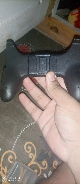 triggers with Gamepad 1