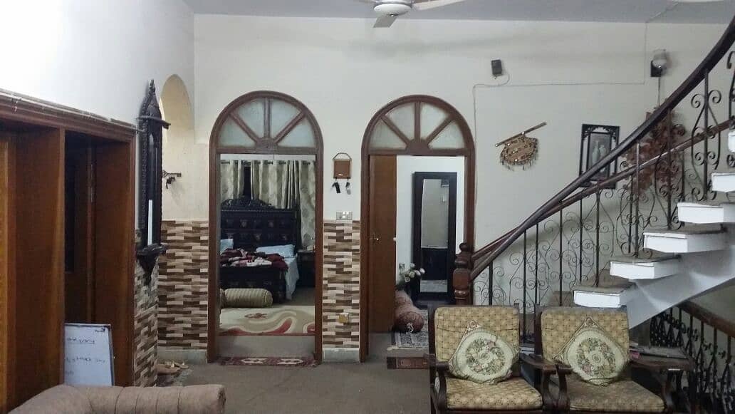 12 marla house for sale of 272 square feet per marla in Lalazar 13