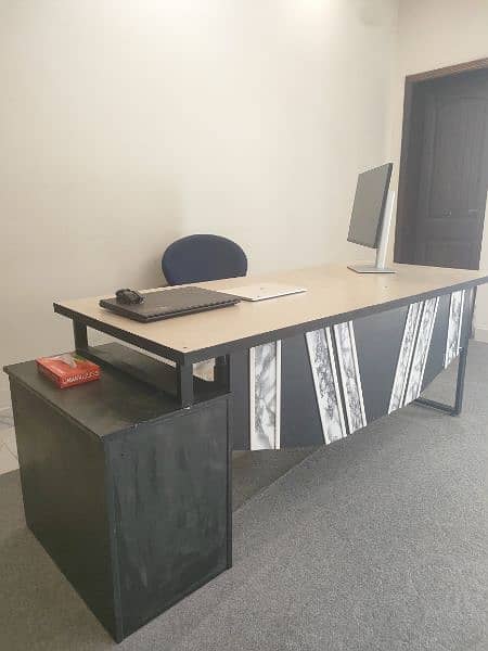 work table , office table 6x3 ft, 6