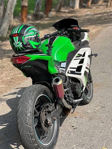 Kawasaki Ninja replica 250 cc 6