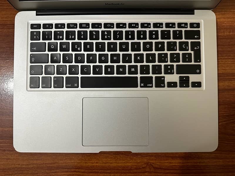 MacBook Air Mid 2013 13-inch 4