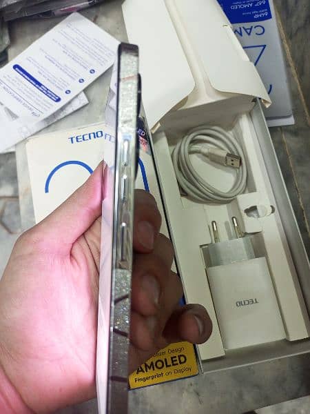 Tecno Common 20 8+8/256 with Box & Charger 3