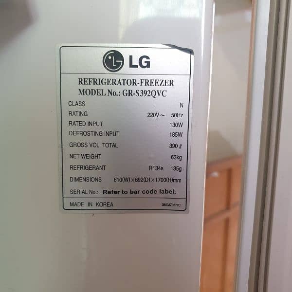 LG Medium size like new 3
