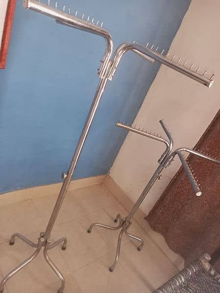Adjustable and rotate able cloth stands 1