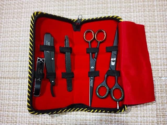 Personal Barber Kit Manicure And Pedicure Set Model 344 0