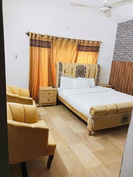 5 bed room furnished house daily basis booking in E11/3 islamabad 5